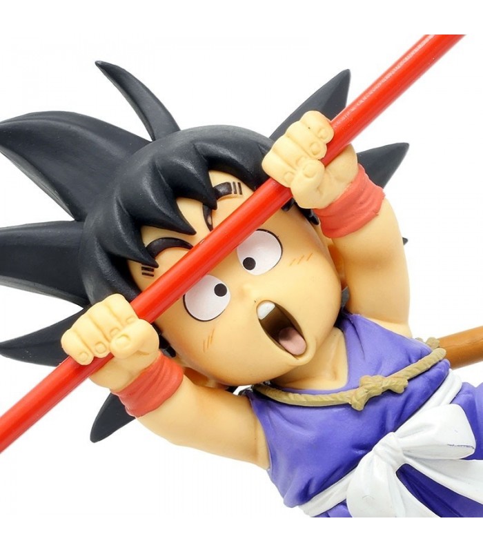 Son Goku con su Bastón mágico - Bola de Dragón