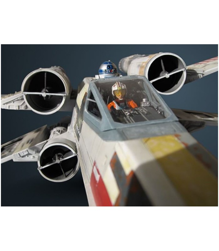 Nave X-Wing "Rojo 5" Luke Skywalker's Starfighter Signed Edit