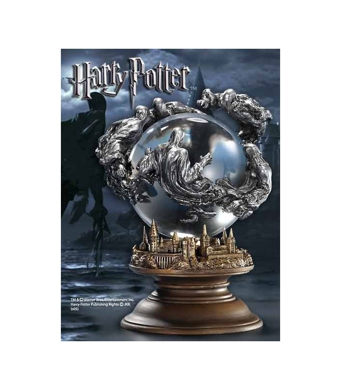 Bola de Cristal - Dementores Sobrevolando Hogwarts