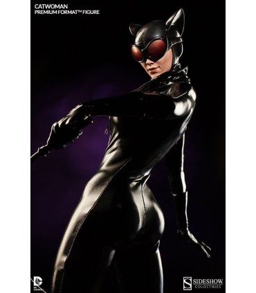 Catwoman en Premium Format de Sideshow Collectibles